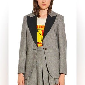 Brand new Sandro Blazer 325€